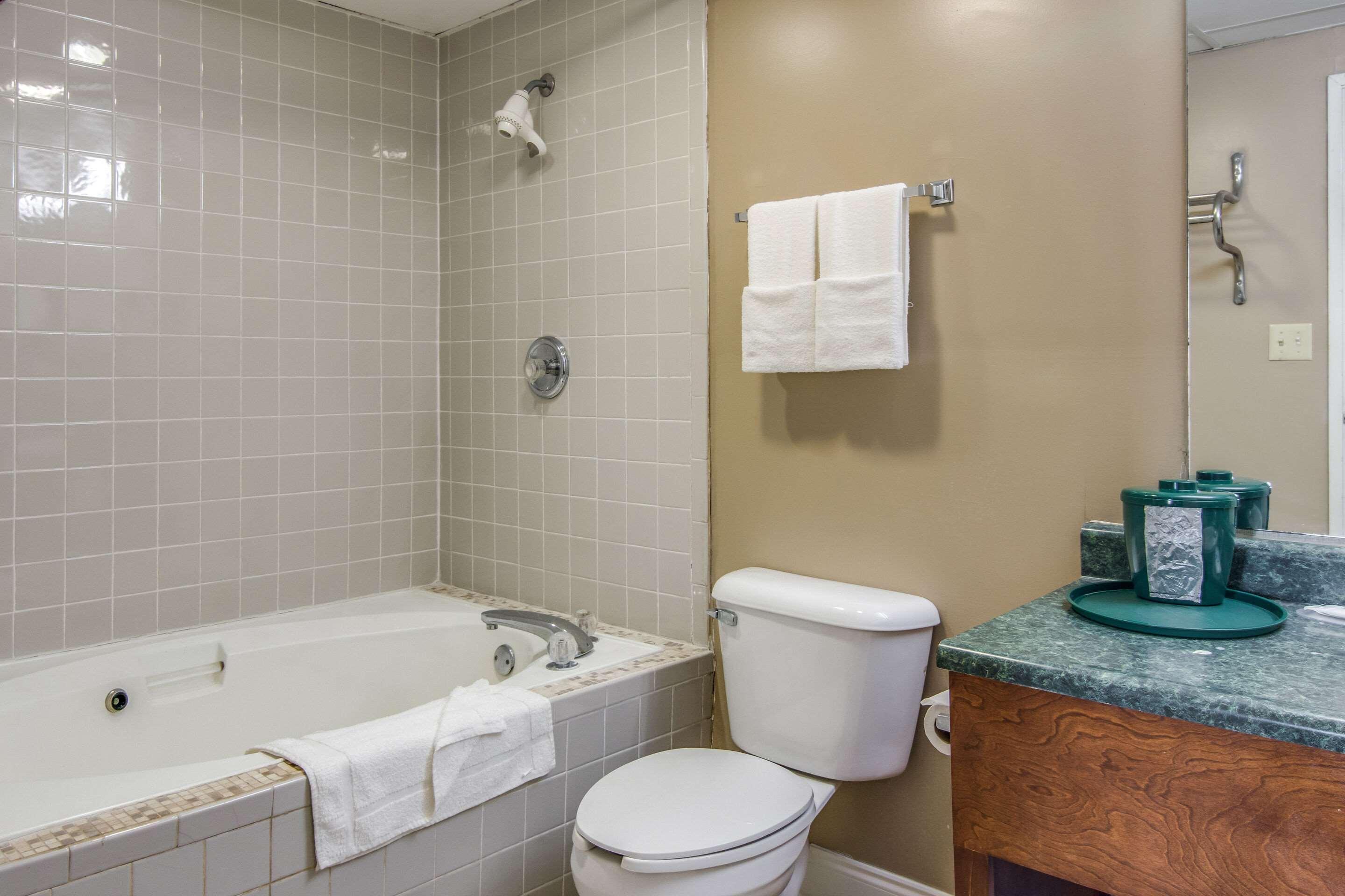 Rodeway Inn & Suites Dublin Ngoại thất bức ảnh