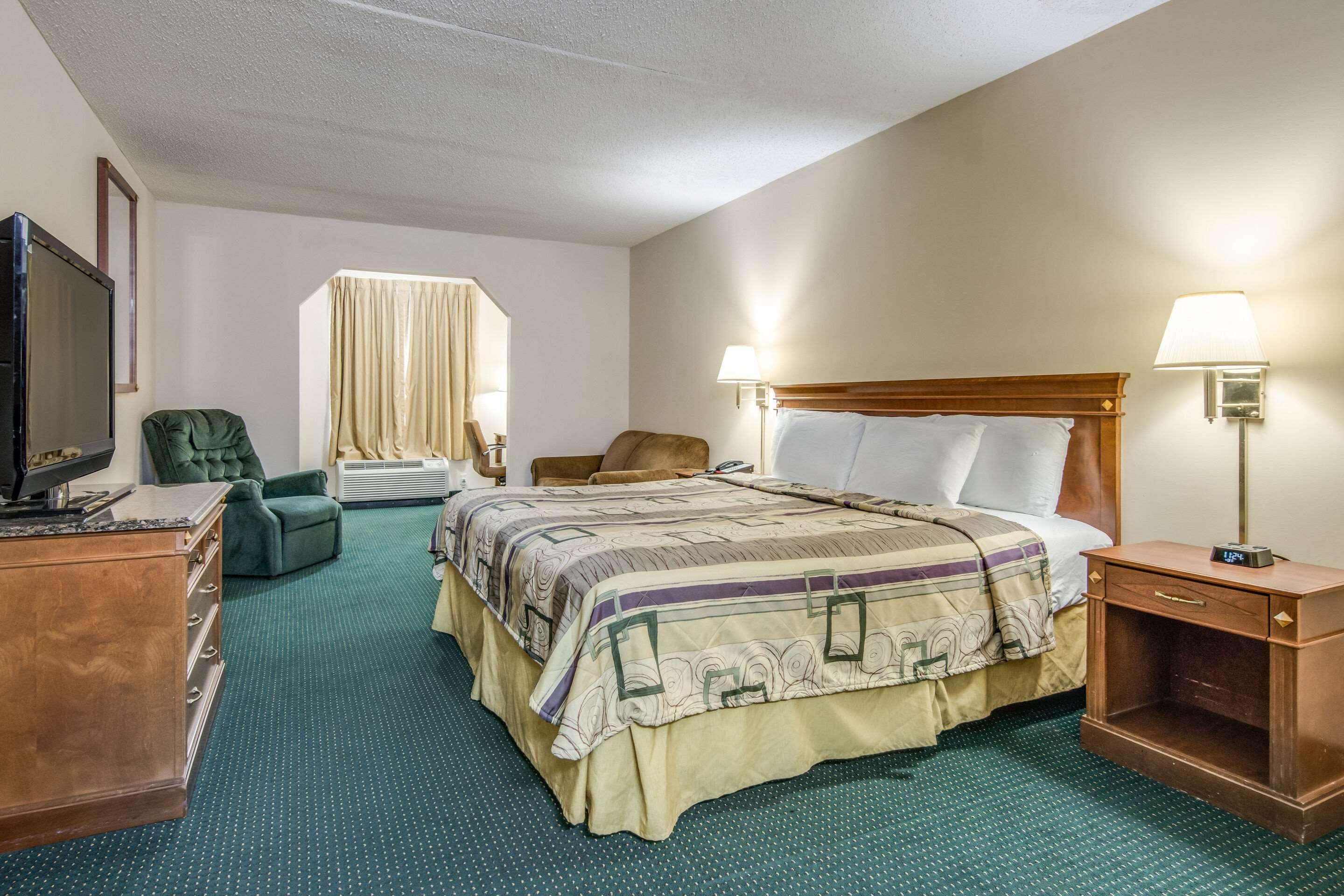 Rodeway Inn & Suites Dublin Ngoại thất bức ảnh