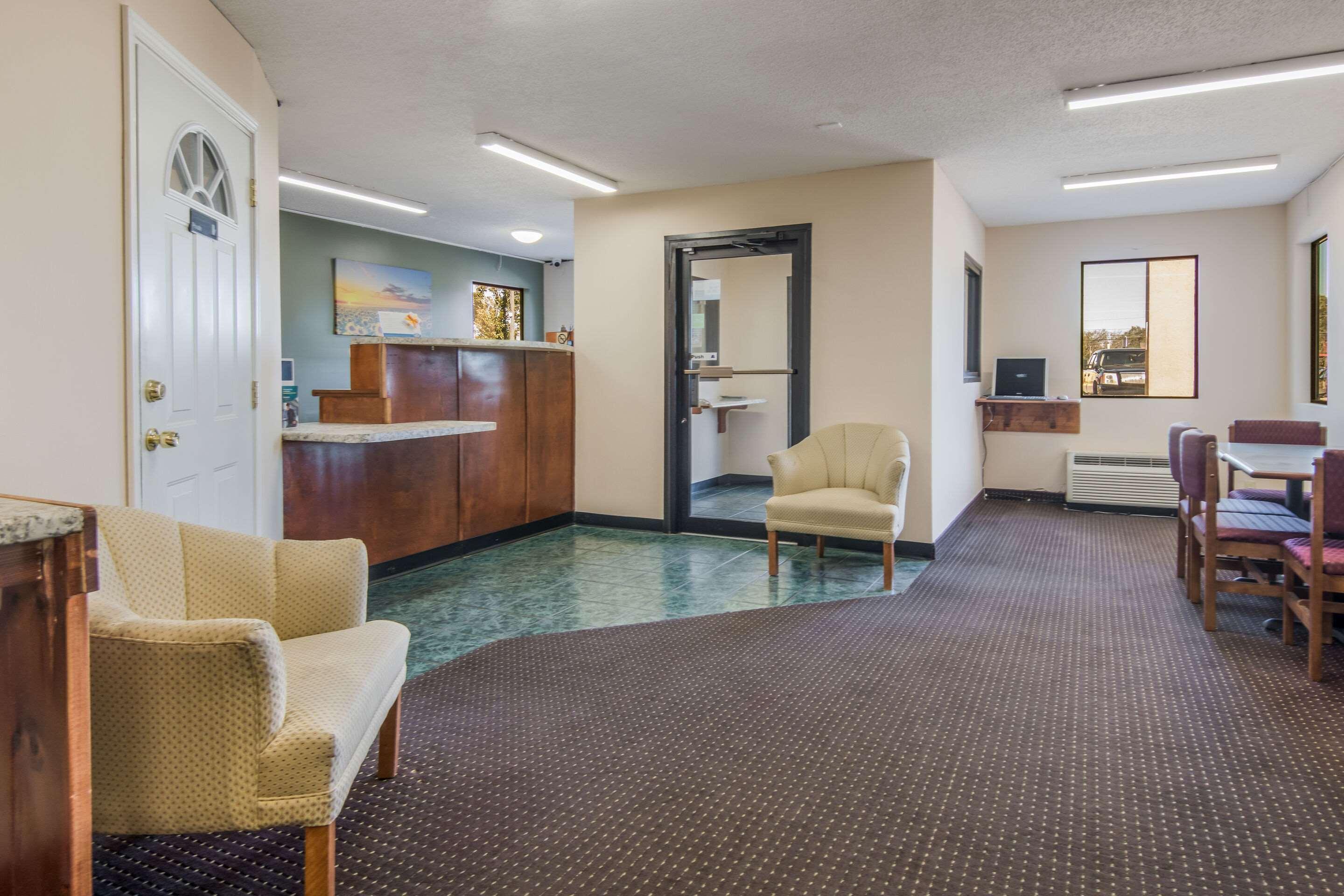 Rodeway Inn & Suites Dublin Ngoại thất bức ảnh