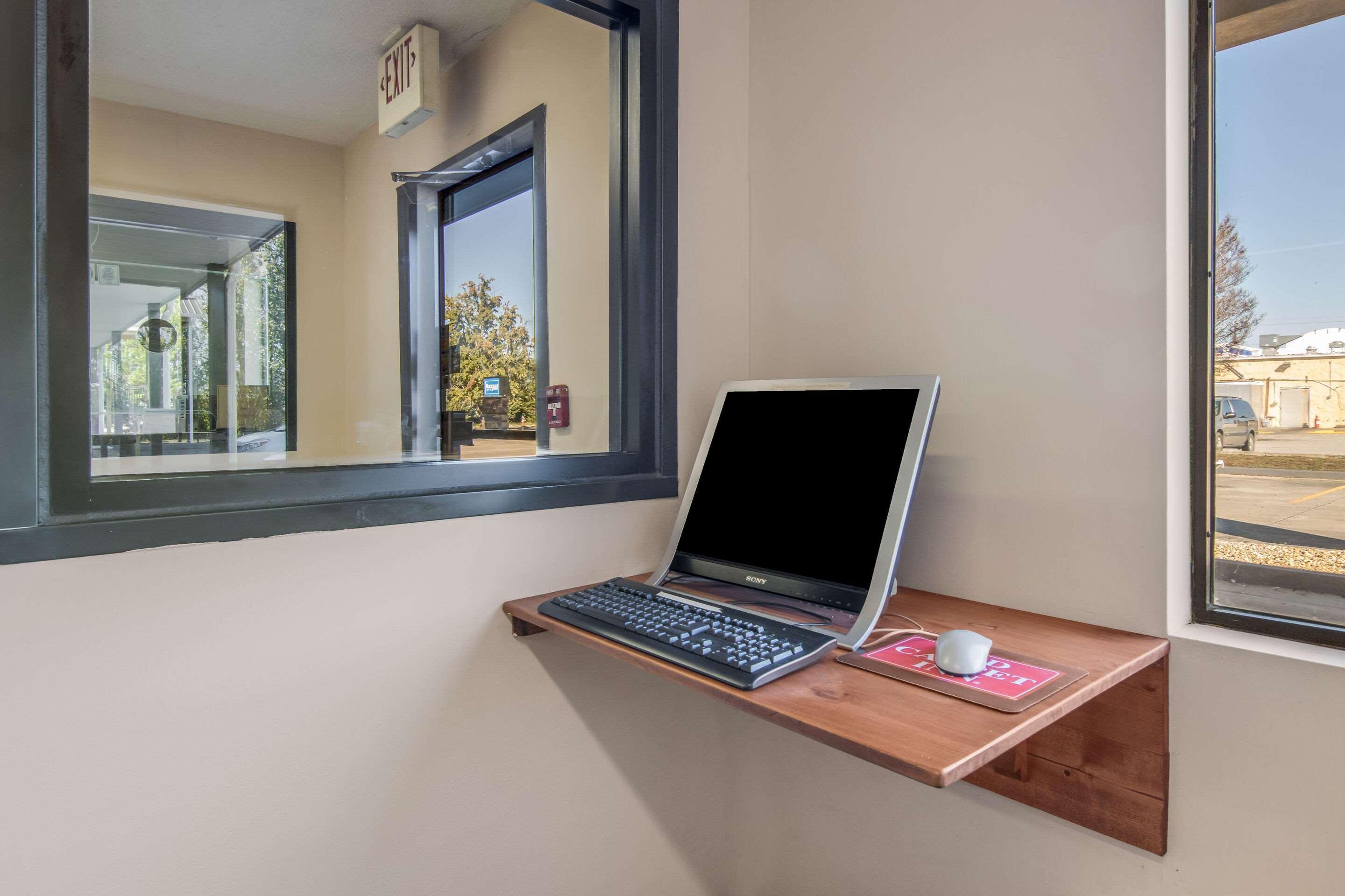 Rodeway Inn & Suites Dublin Ngoại thất bức ảnh