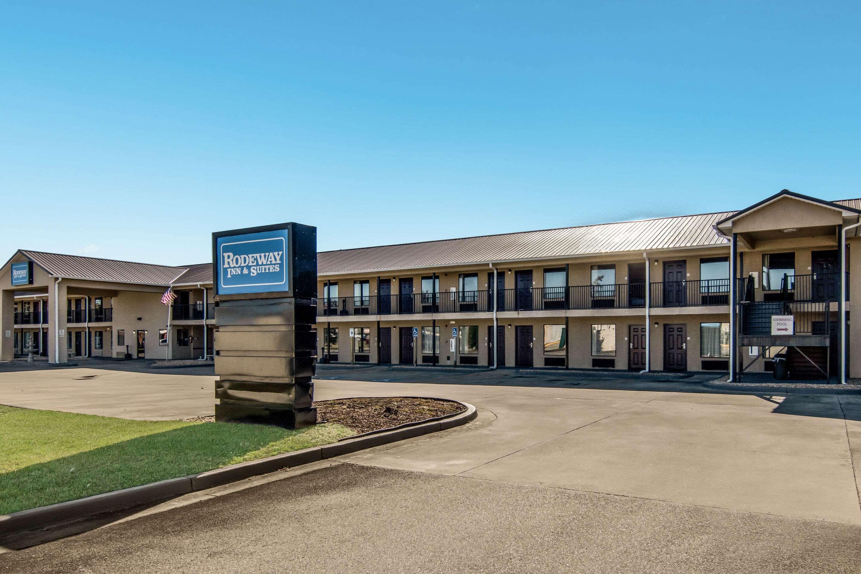 Rodeway Inn & Suites Dublin Ngoại thất bức ảnh